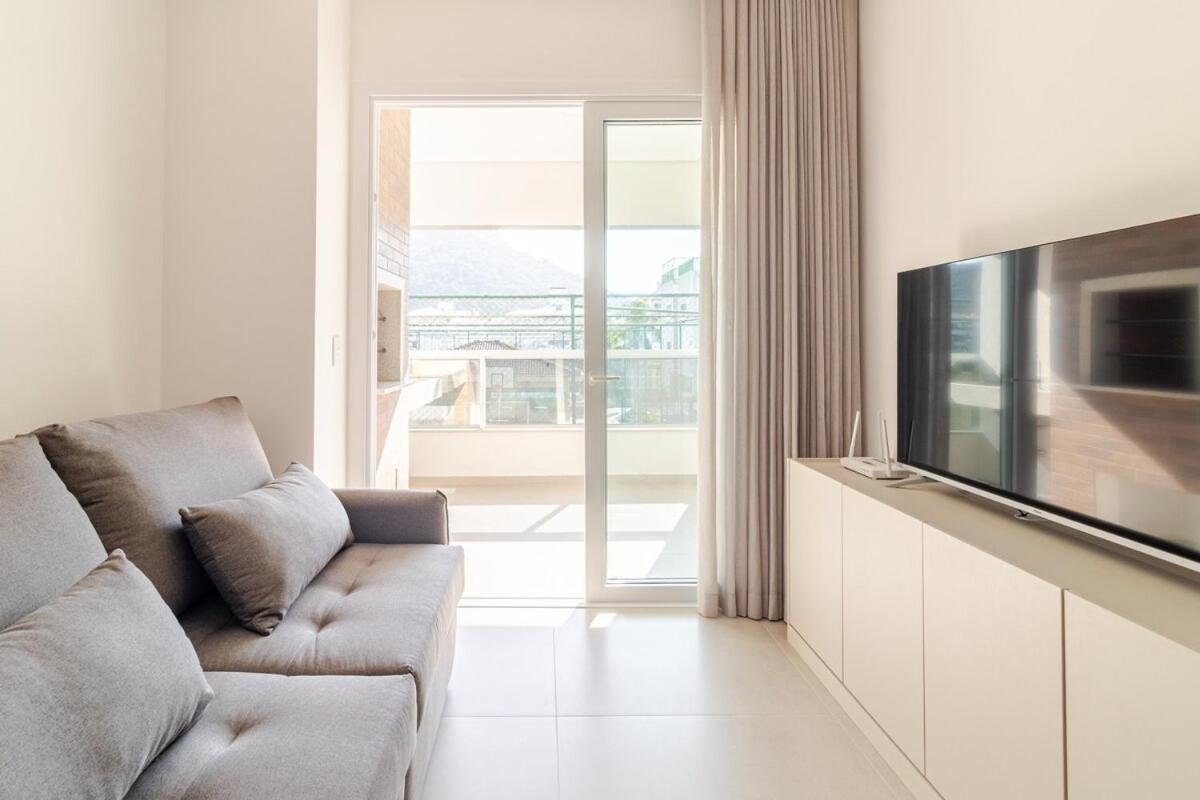 Apartamento Moderno E Novissimo A 400m Da *