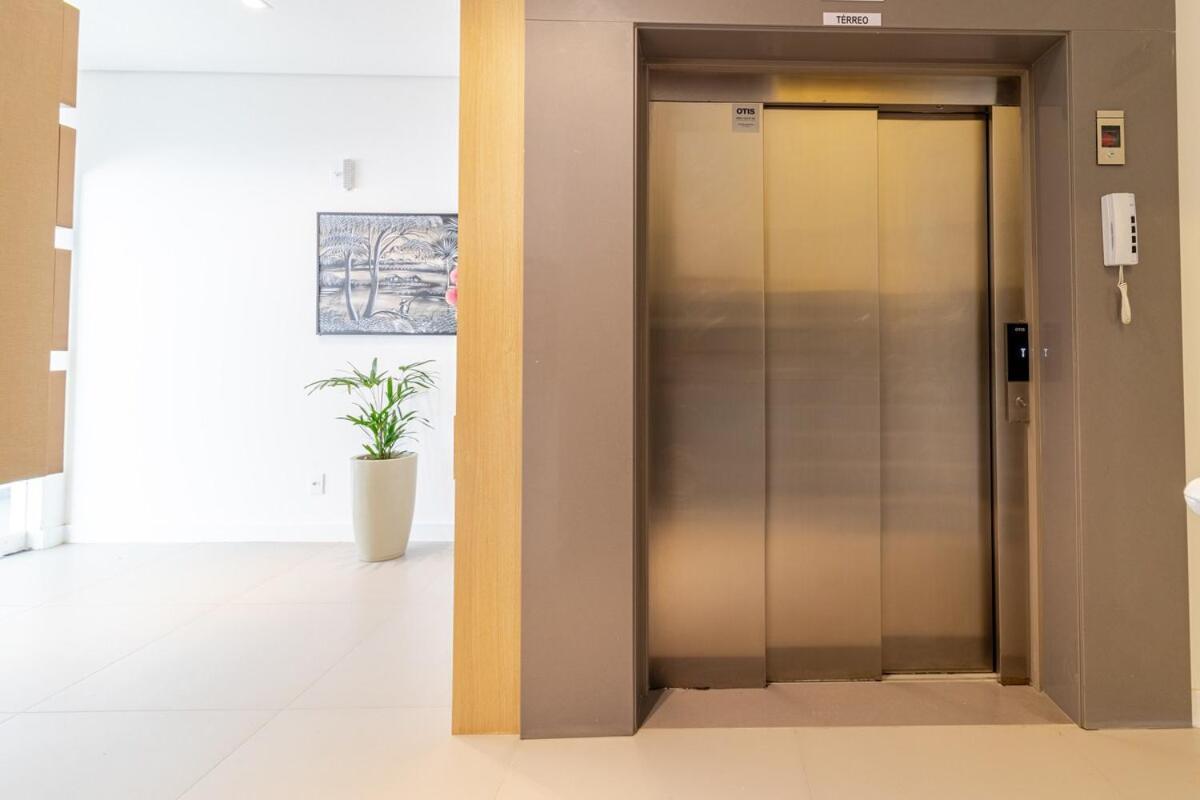 Moderno E Novissimo A 400m Da Apartamento